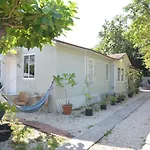 Deluxe Room In Best Location Miami In A 2 Bedrooms Unit - Parking, Laundry And Luggage Storage